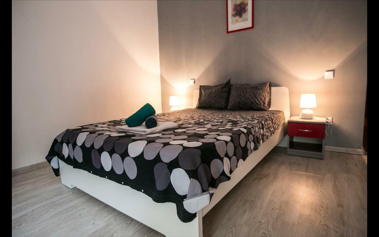 Апартаменты Cismigiu Garden Studio Бухарест Экстерьер фото
