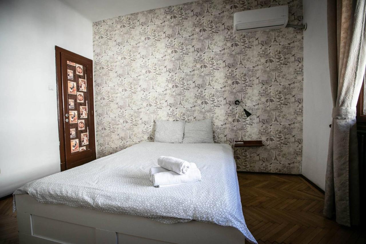 Апартаменты Cismigiu Garden Studio Бухарест Экстерьер фото